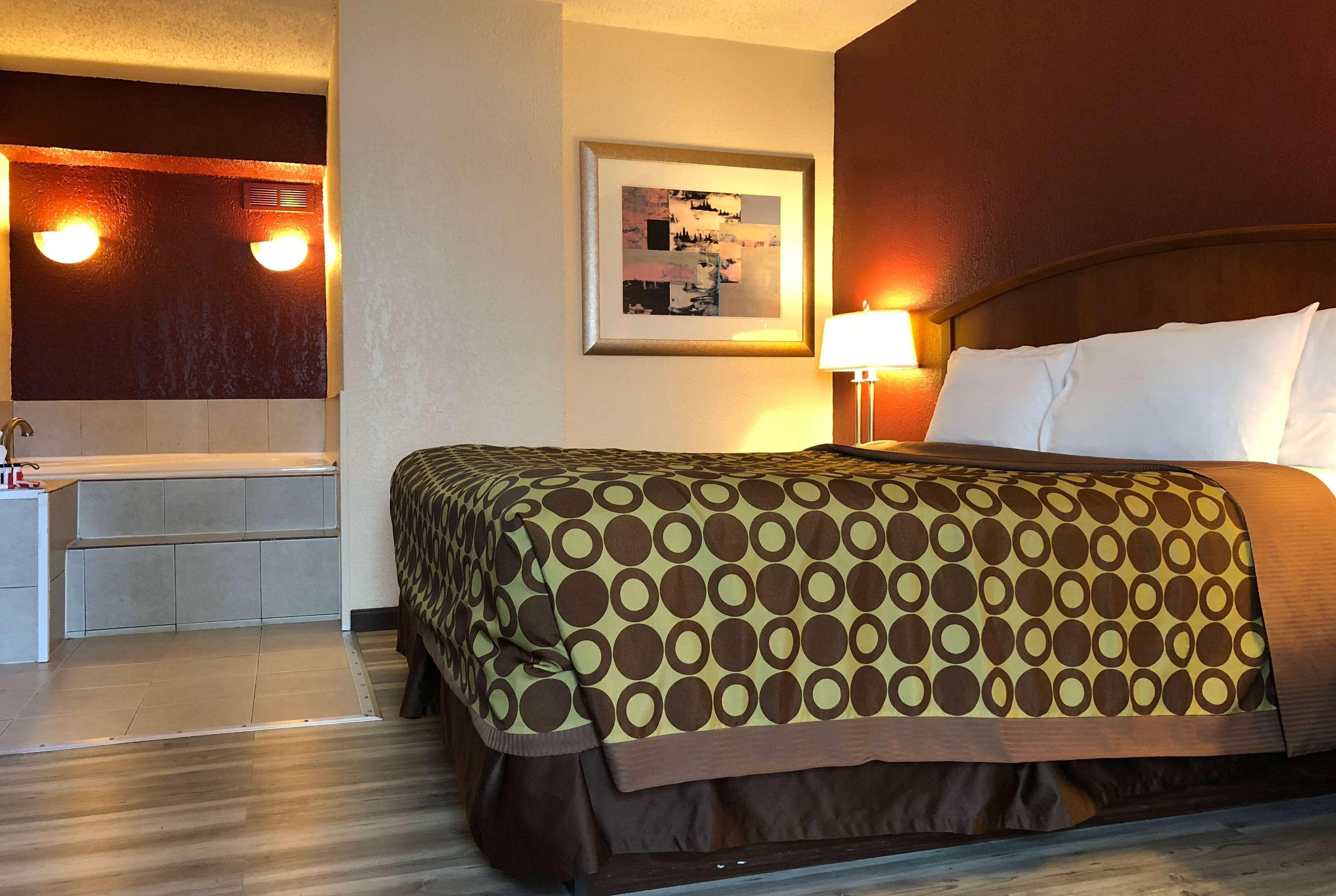 Motel Ramada By Wyndham Harrisonburg Extérieur photo