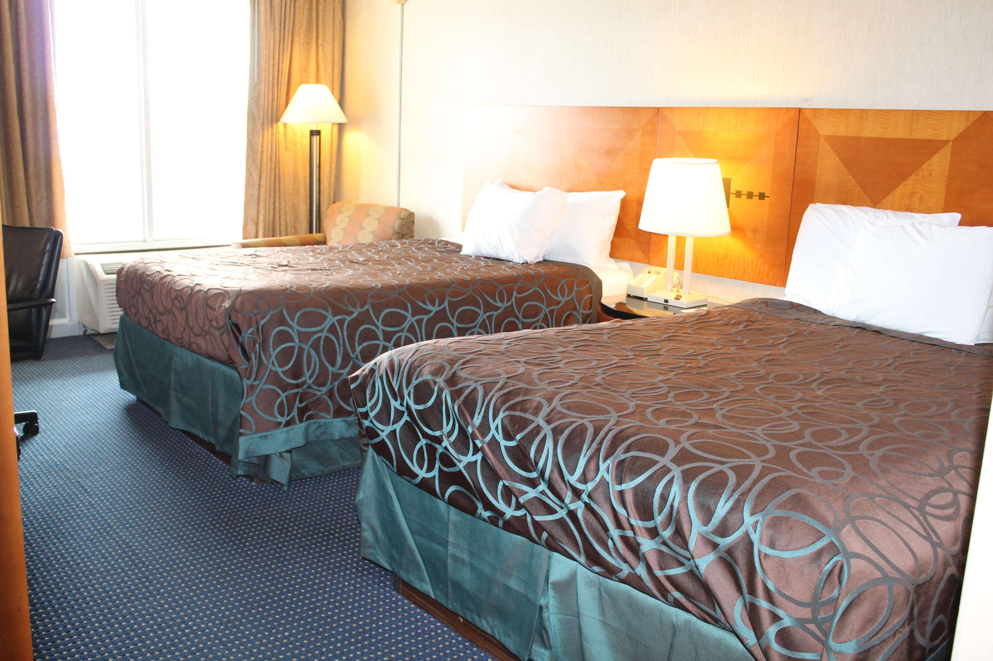 Motel Ramada By Wyndham Harrisonburg Extérieur photo