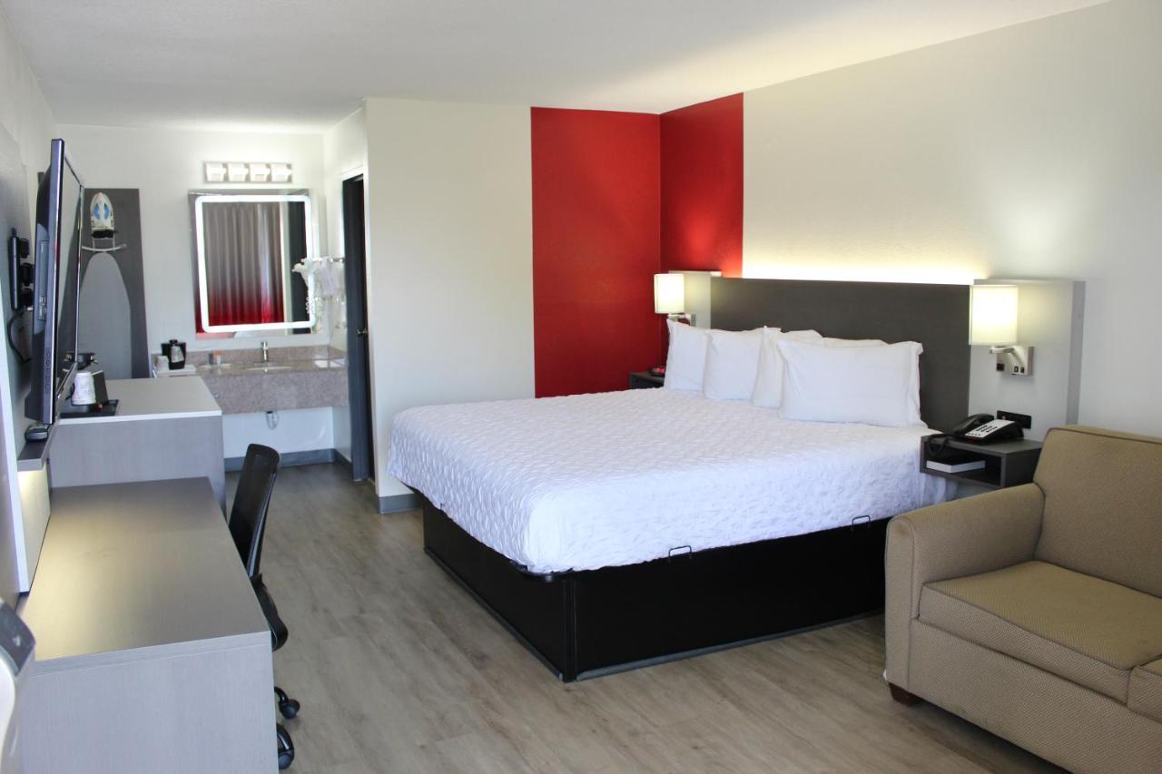 Motel Ramada By Wyndham Harrisonburg Extérieur photo