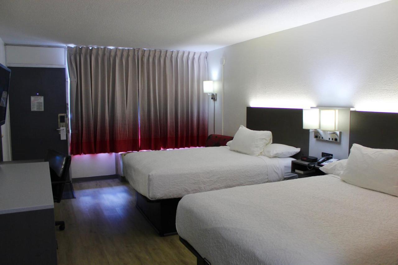 Motel Ramada By Wyndham Harrisonburg Extérieur photo