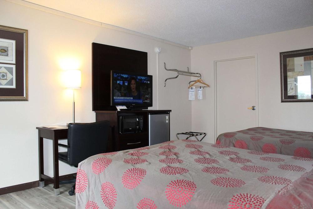 Motel Ramada By Wyndham Harrisonburg Extérieur photo
