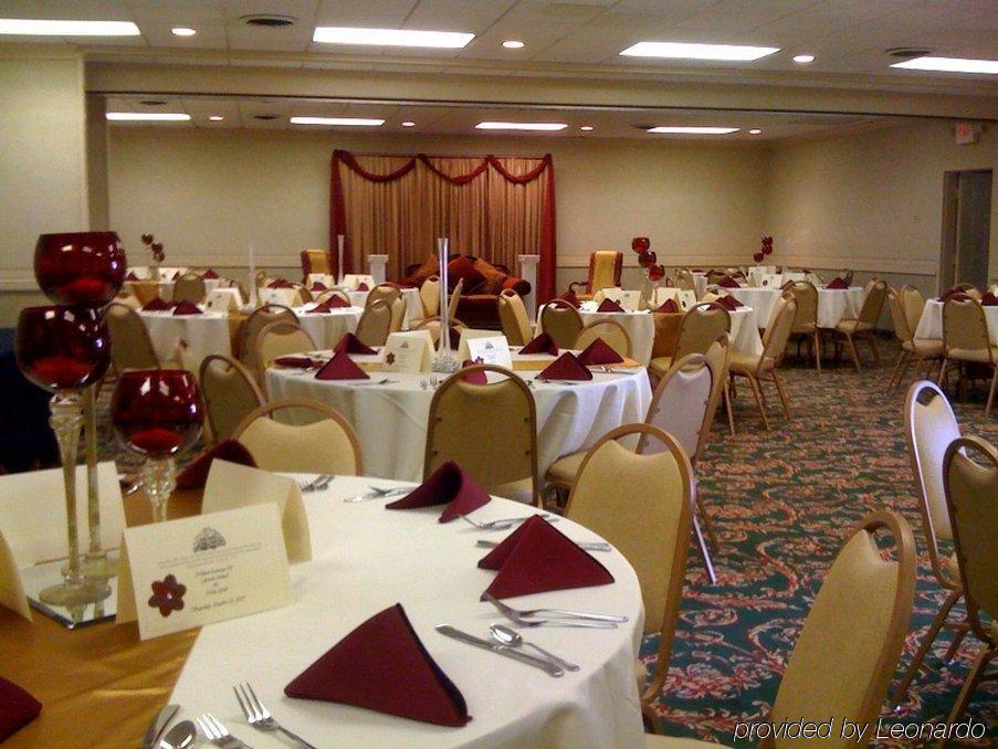 Motel Ramada By Wyndham Harrisonburg Restaurant photo